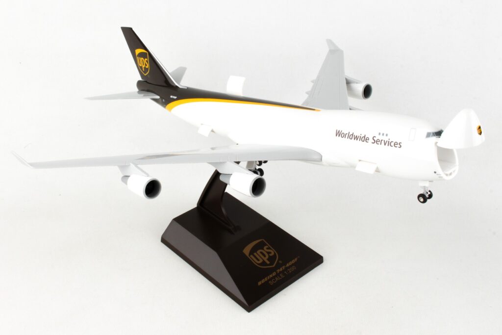 SKYMARKS UPS 747-400F 1/200 W/GEAR & OPENING DOORS | SRF Trading